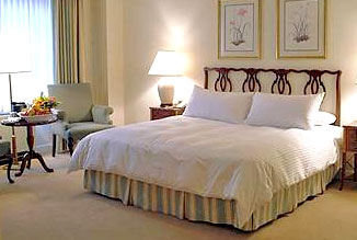 Boutique Hotel Suites in Downtown Chicago